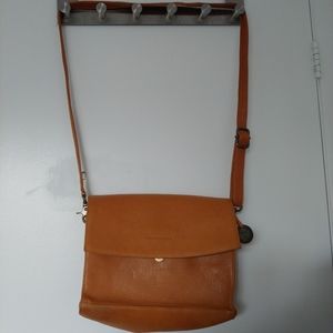 Wanderers travel co. Brown purse